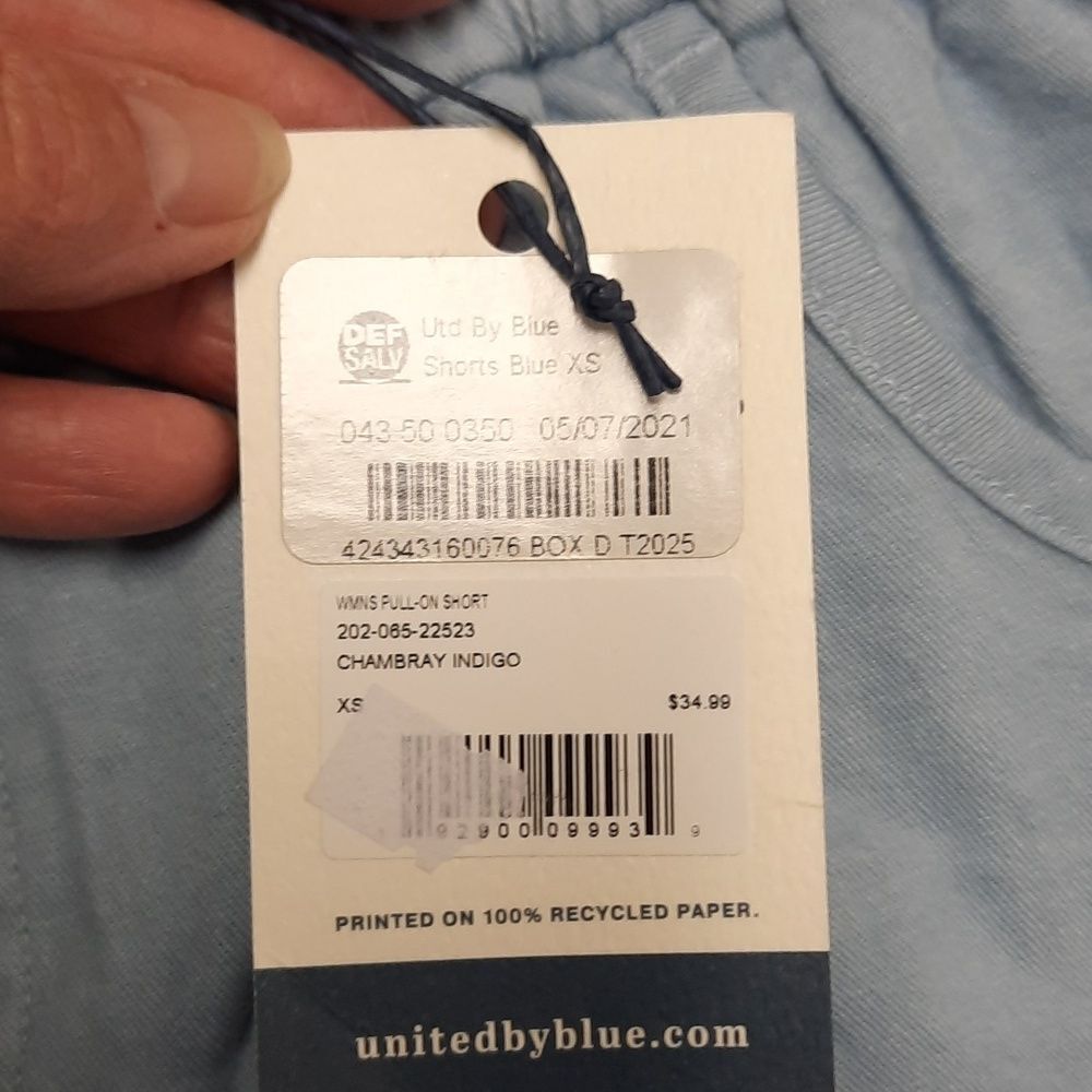 Womens s shorts - Picture 3 of 3